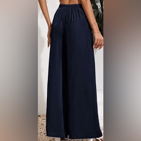 NWOT SHEIN Wide Leg Pants in Navy Size Small - Picture 2 of 5